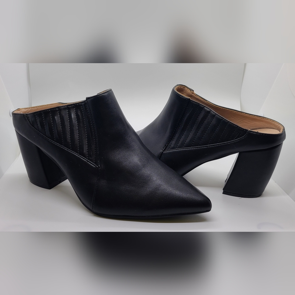 Fashion to Figure Black Mule Sz 11W
